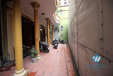A cosy and good priced house with 4 bedrooms for rent in Tay Ho district